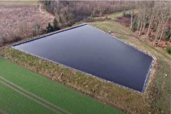 Speicherbecken / Wasserbecken / Beregnungsbecken / Regenrückhaltebecken